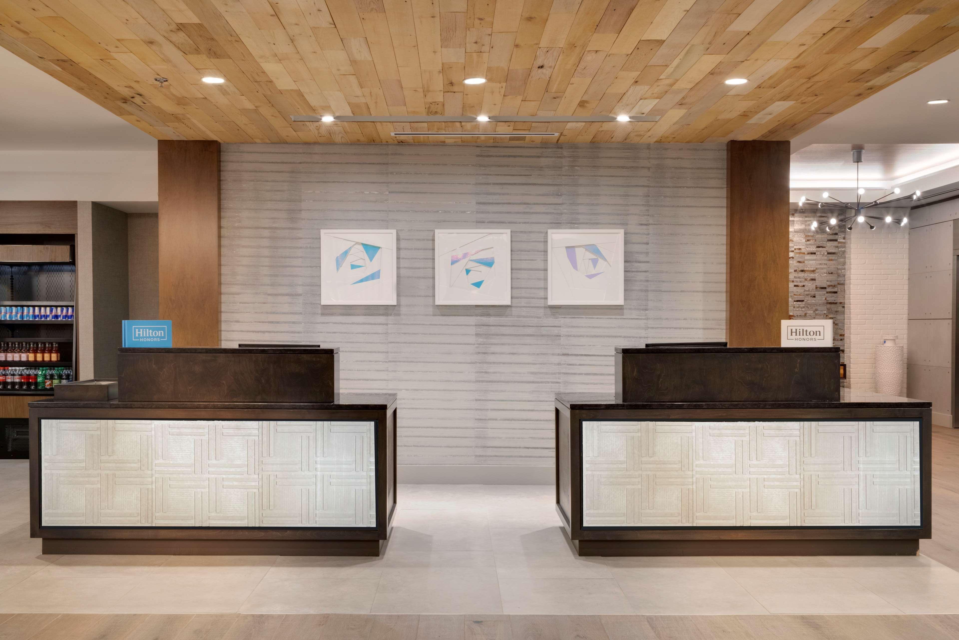 Hilton Garden Inn Haymarket Dış mekan fotoğraf