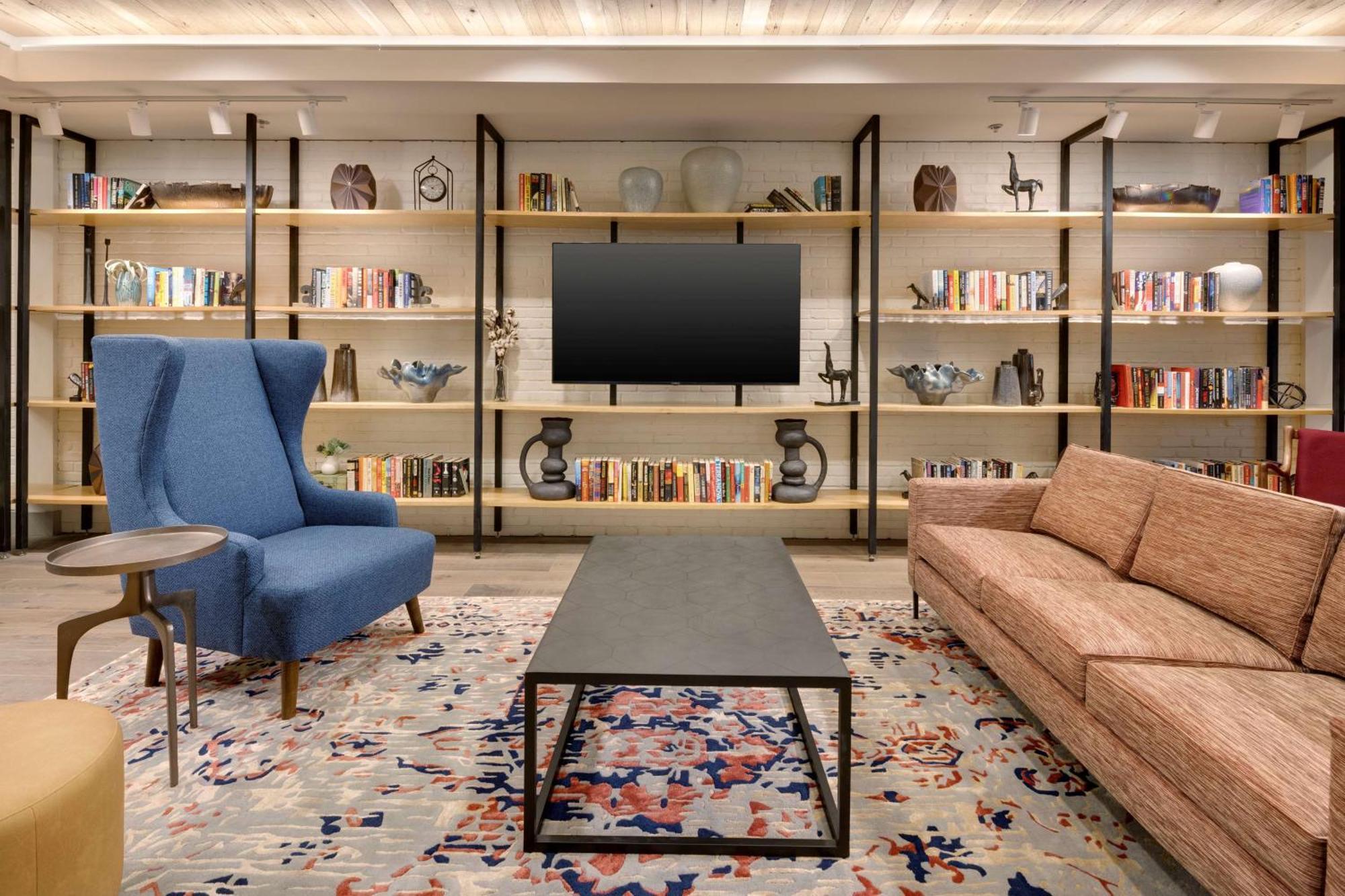 Hilton Garden Inn Haymarket Dış mekan fotoğraf